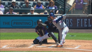Alonso grave son nom dans le livre des records des Mets